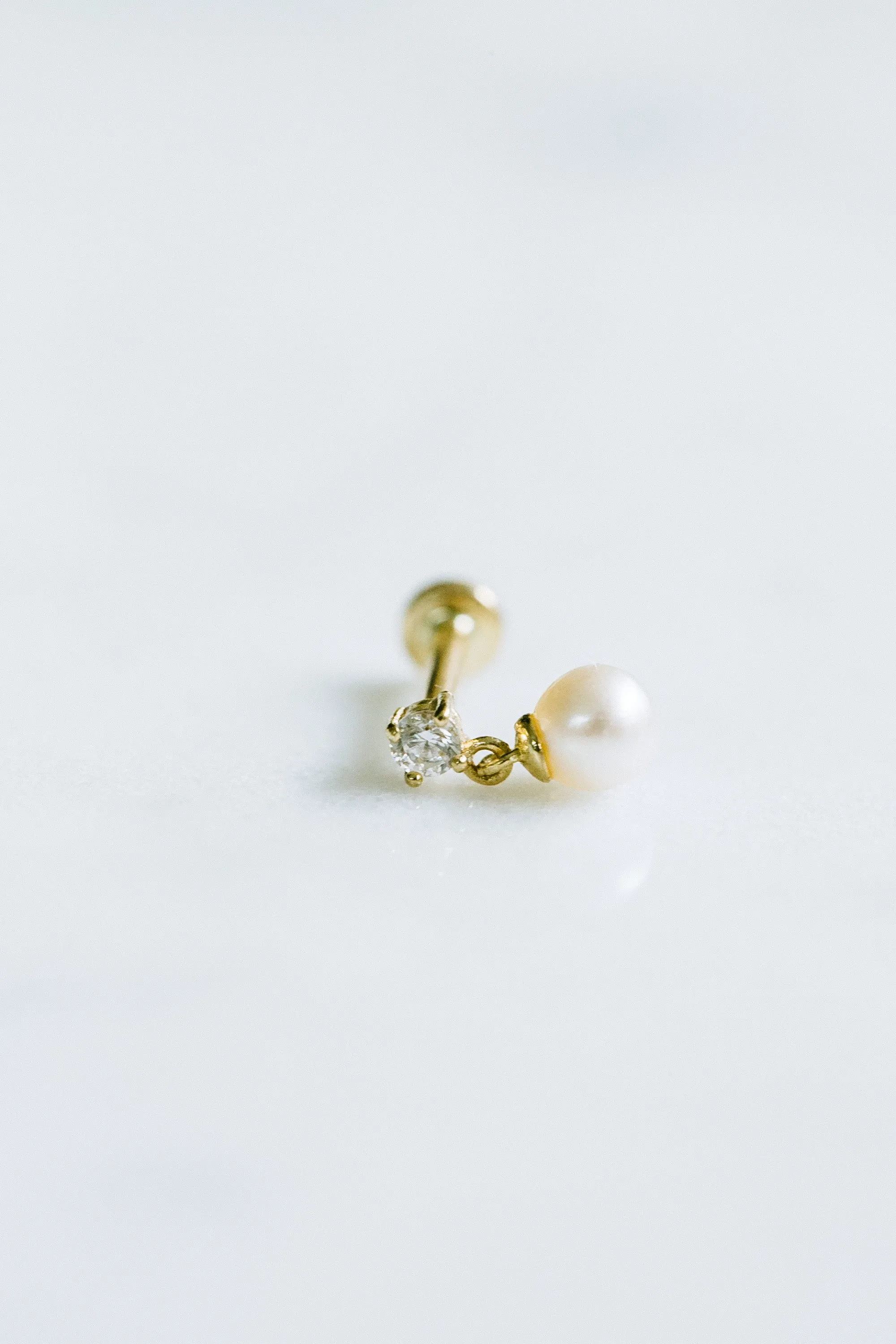 14k Gold Minimalist Fresh Water Pearl Dangle Cz Cartilage Tragus Helix Lobe Internally Threaded Flat Back Earring Labret