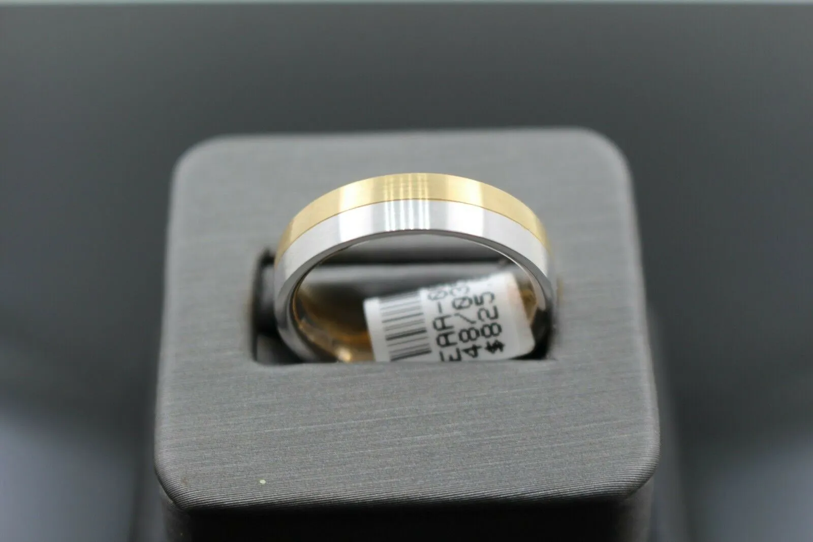 18k Solid Gold Elegant Ladies Modern Shiny Disc Finish Band Ring R9459m