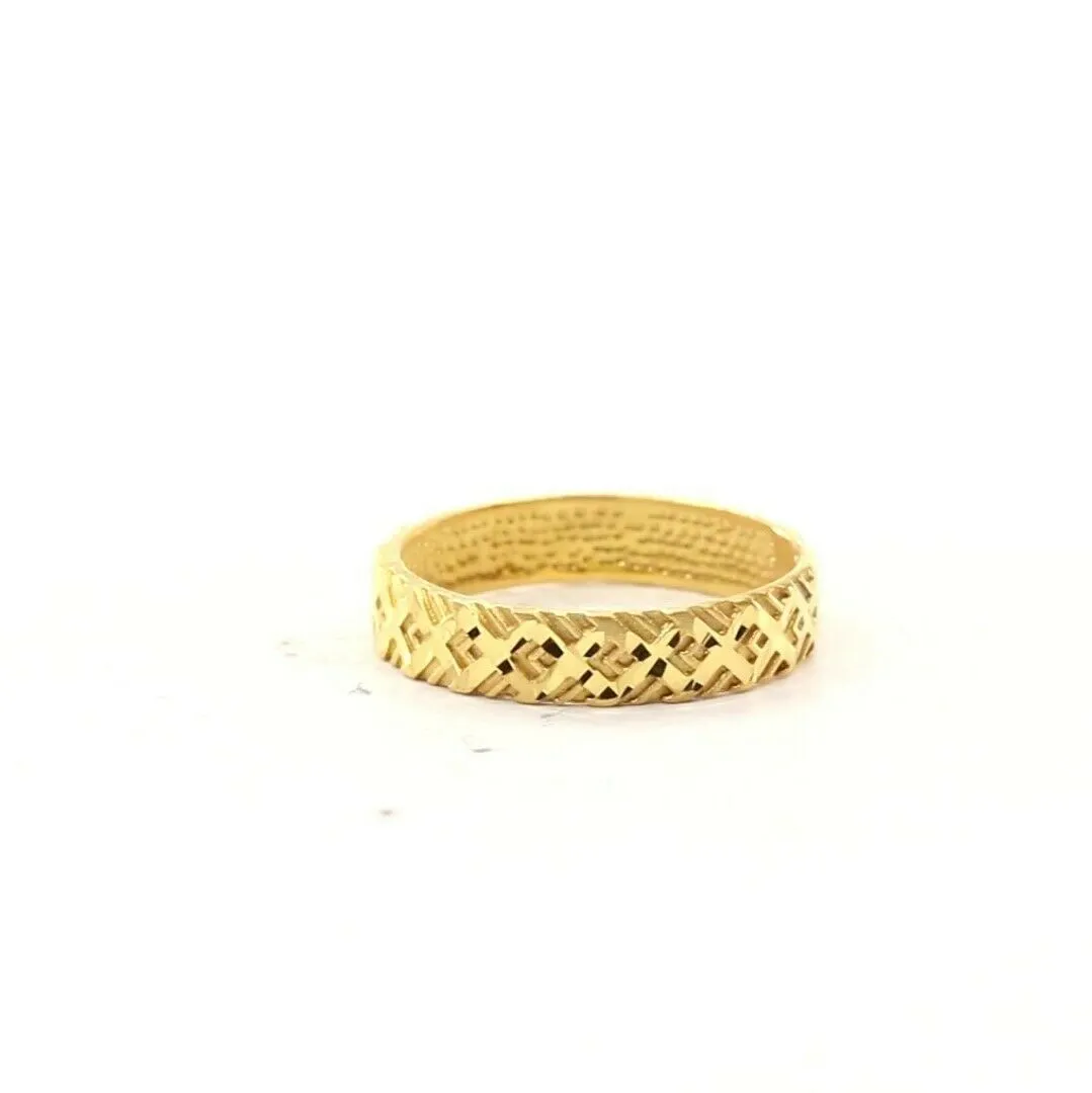 Solid Gold Cross Ring - Elegant 22k Charm Ladies Ring Size R2060