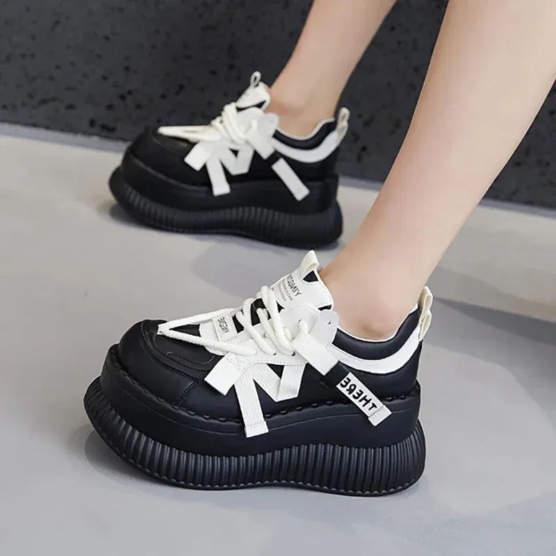 Ample Arch Fashion Sneakers