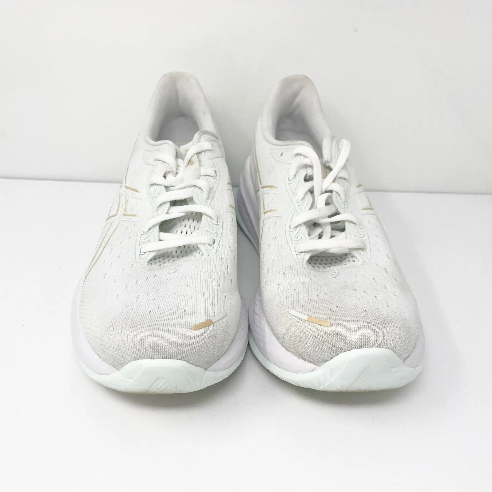 Asics Womens Gel Cumulus 26 1012B599 White Running Shoes Sneakers Size 11