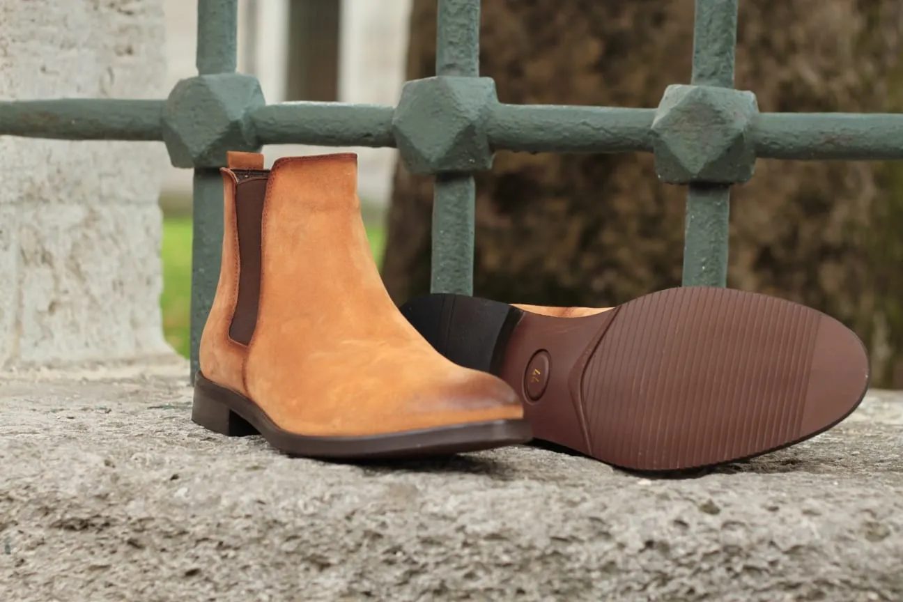 Classic Chelsea Boots in Tan