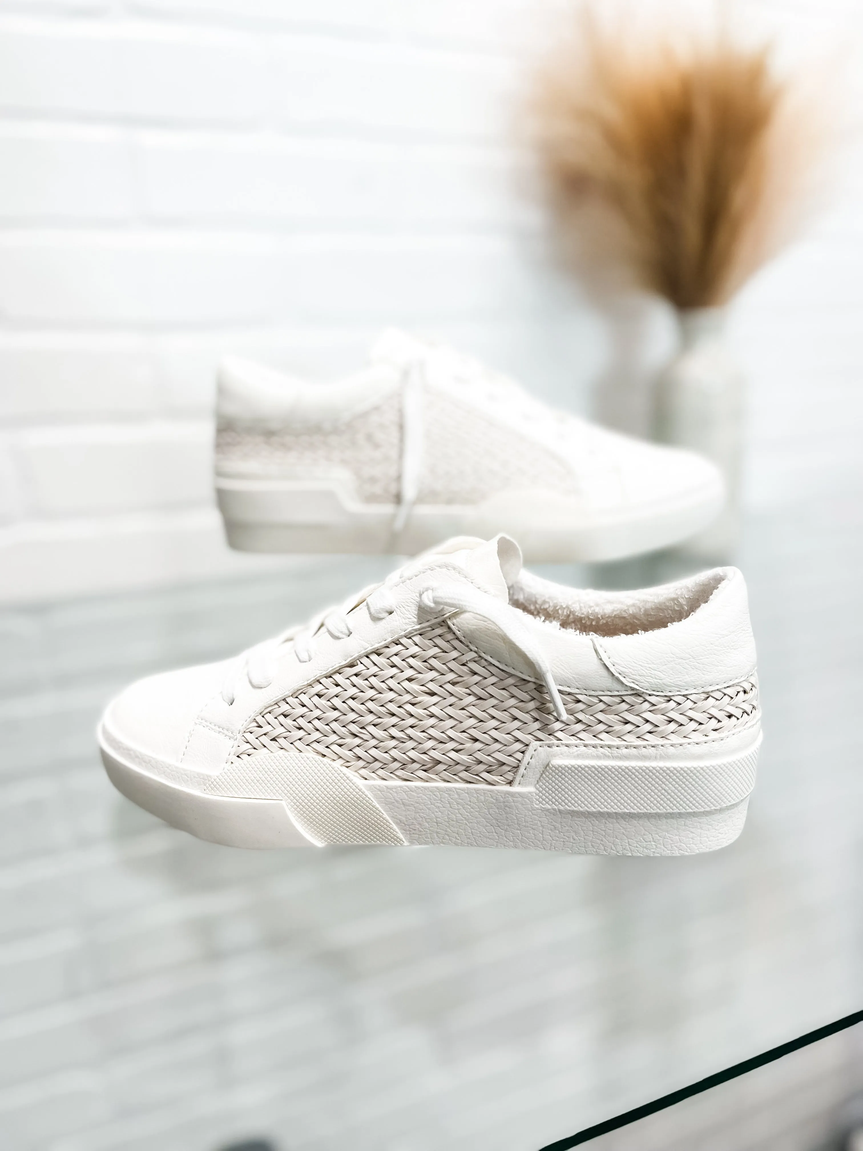 Dolce Vita Hastings Sneaker - White
