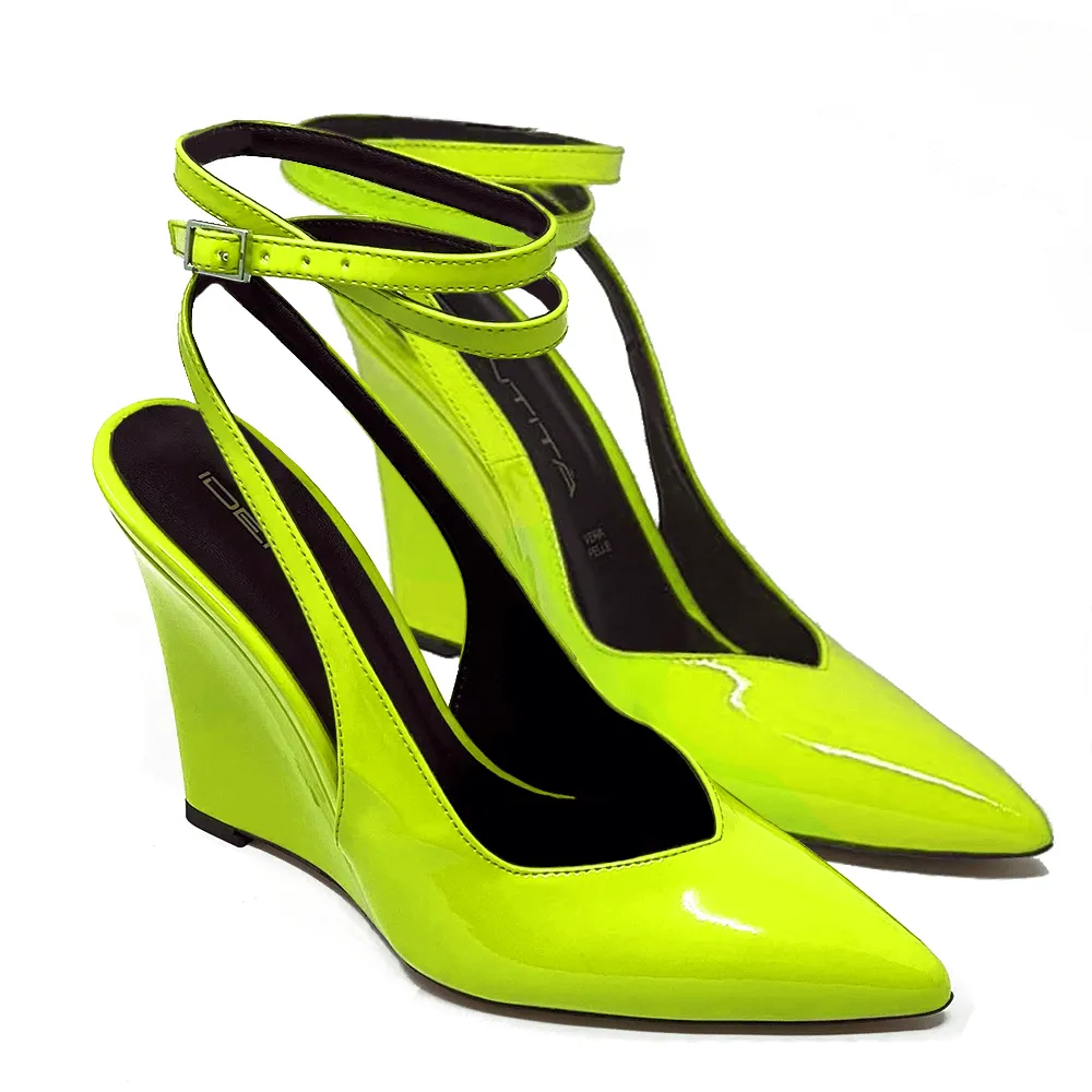 Fluorescent yellow Vernice Oxana