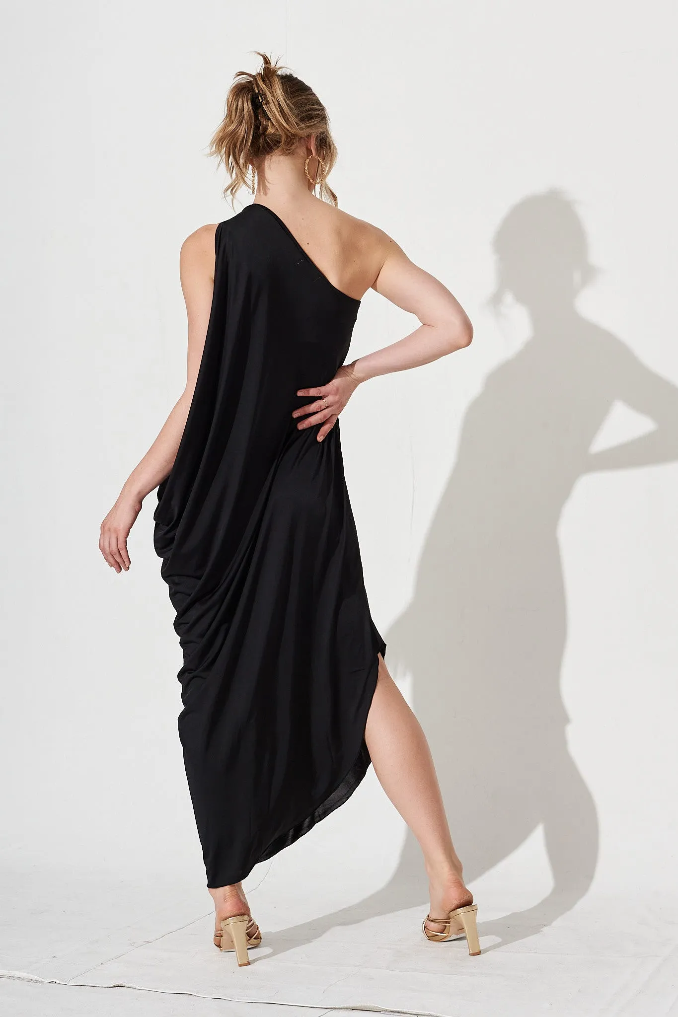 Goddess One Shoulder Maxi Dress in Black