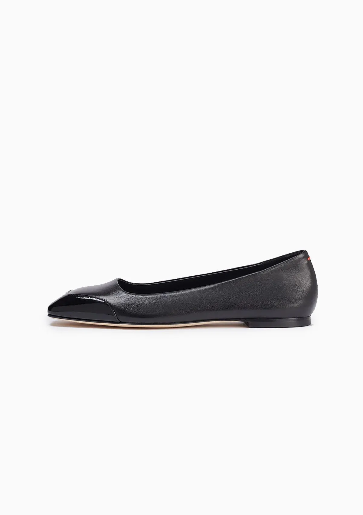 Iris Flat | Black