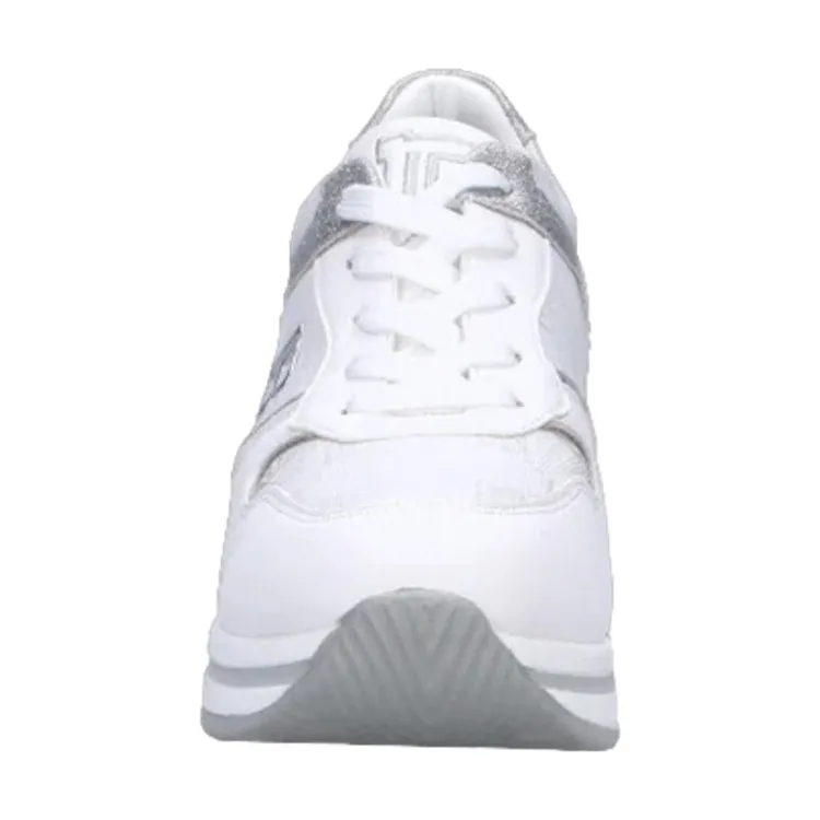 8427 Women's Lace-Up Sneakers in White