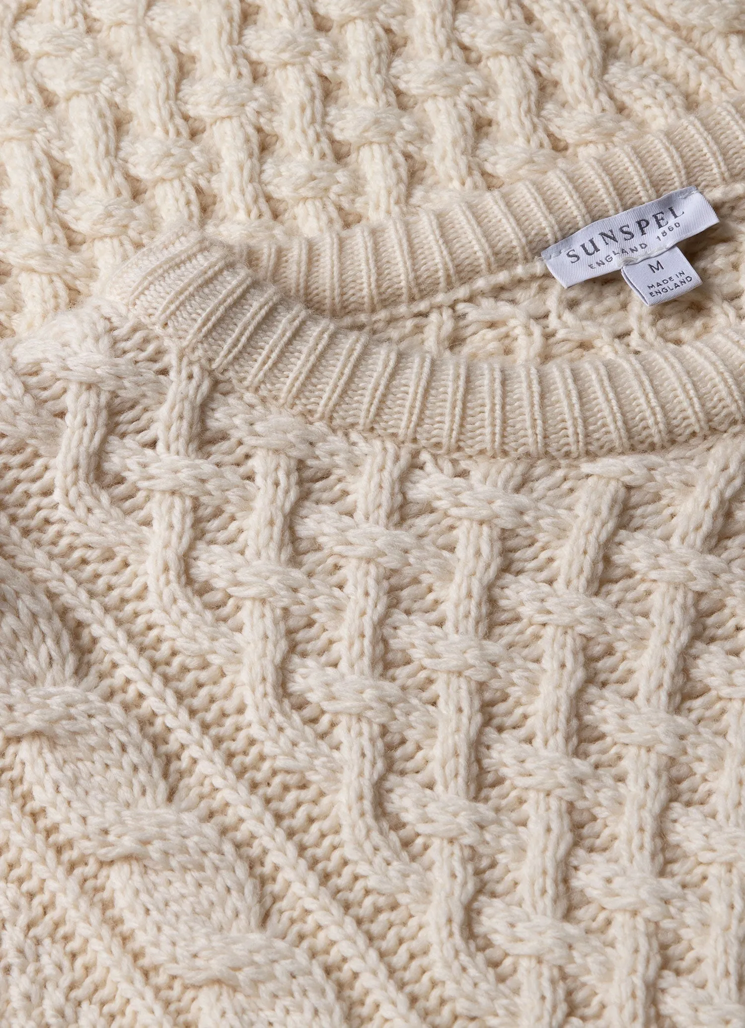 Men's Cable Knit Jumper in Ecru