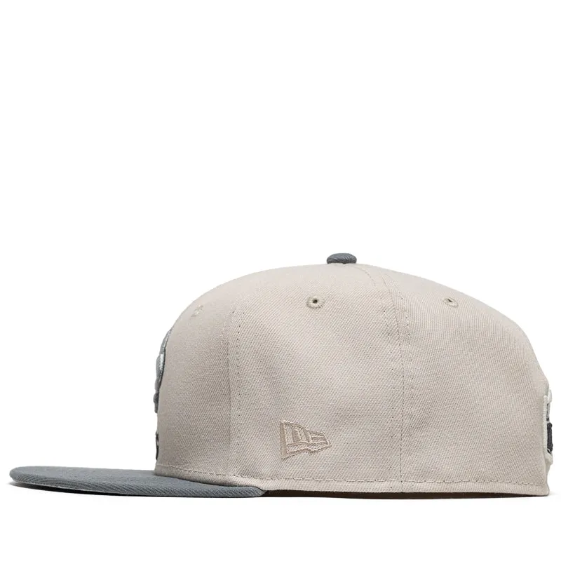 New Era x Politics New Orleans Saints 59FIFTY Fitted Hat - Stone/Grey