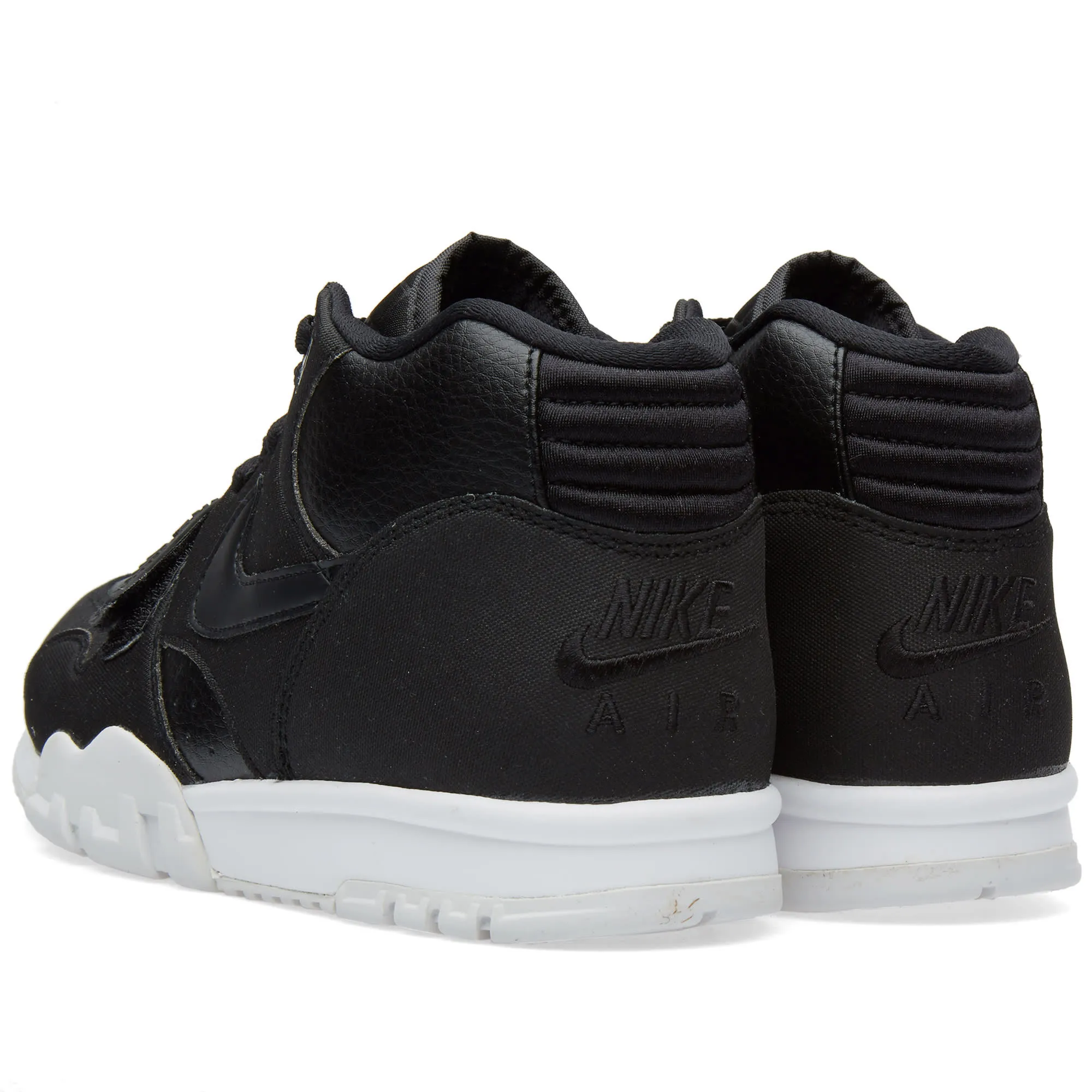 Nike Air Trainer 1 Mid in Black