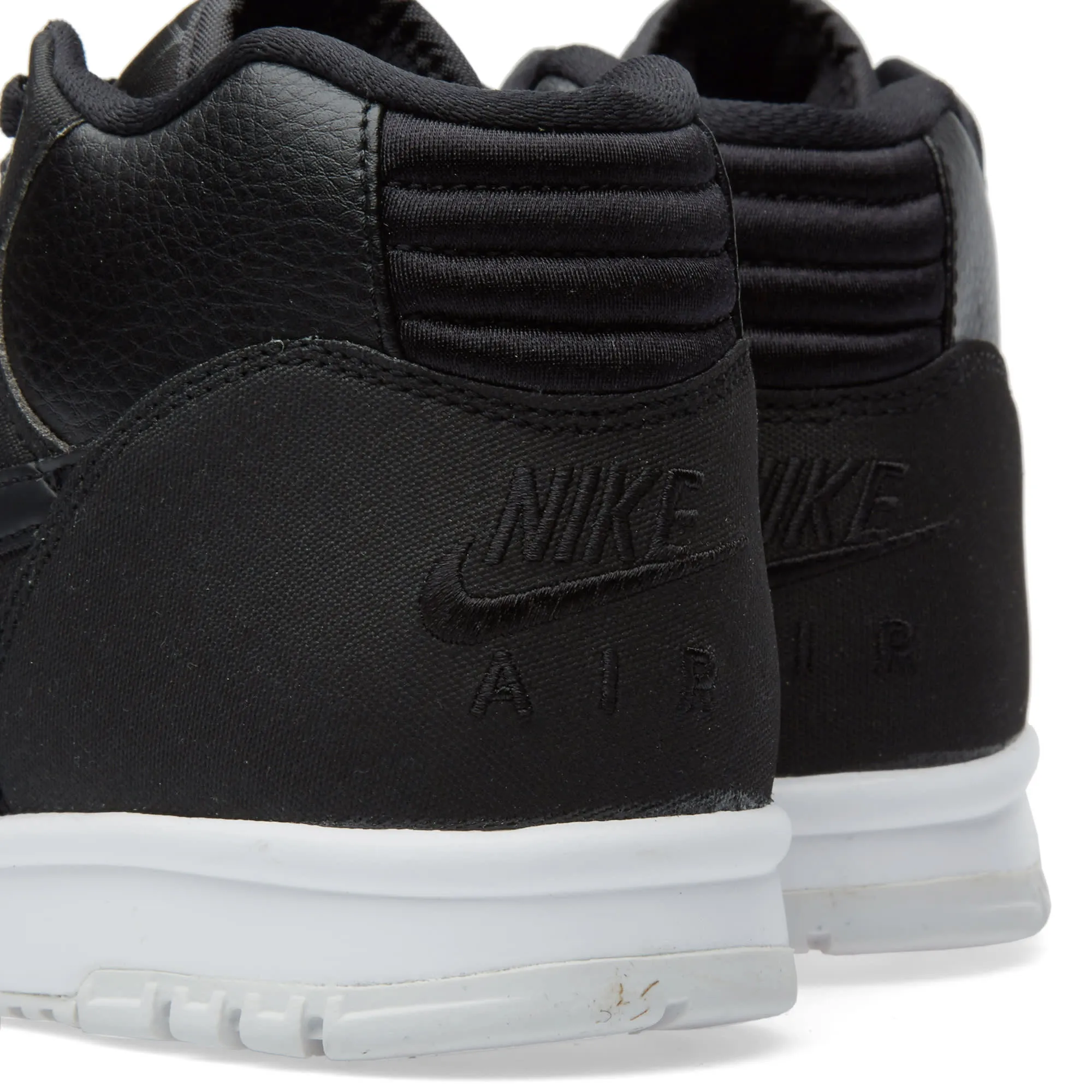 Nike Air Trainer 1 Mid in Black