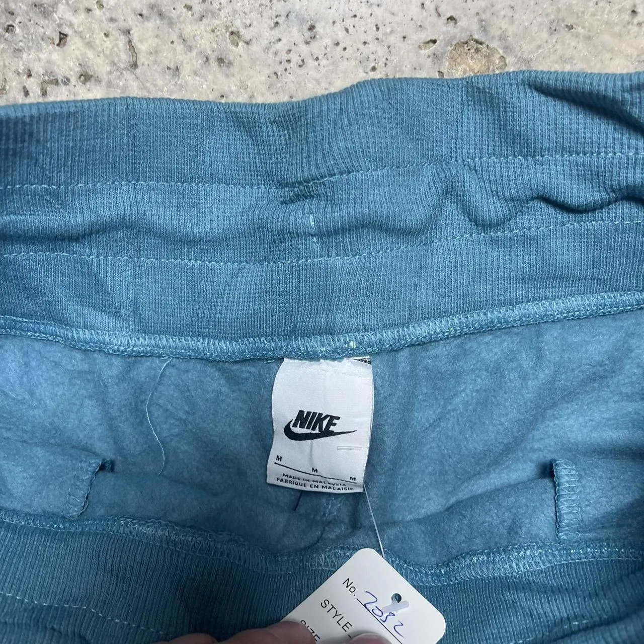 Nike high waisted joggers medium