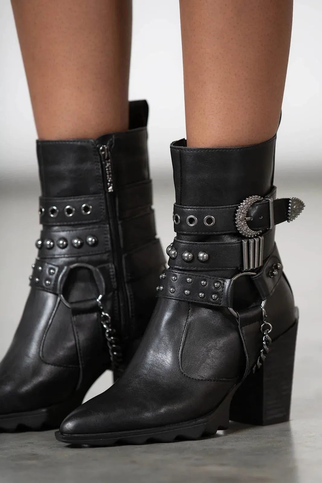 Stud & Buckle Onyx Boots