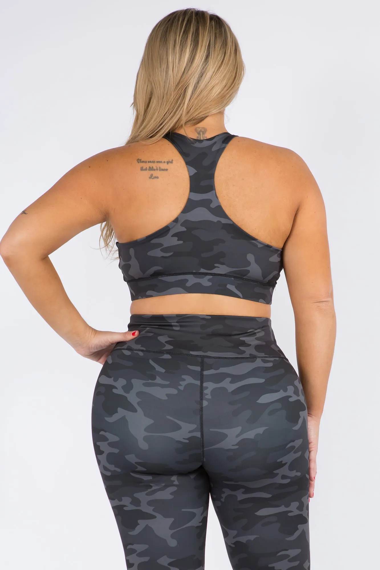 Plus Size Active Dark Camo Sports Bra