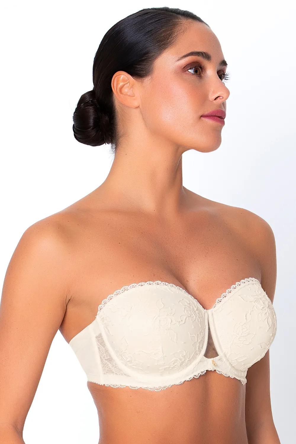 Molded Multiway Bra