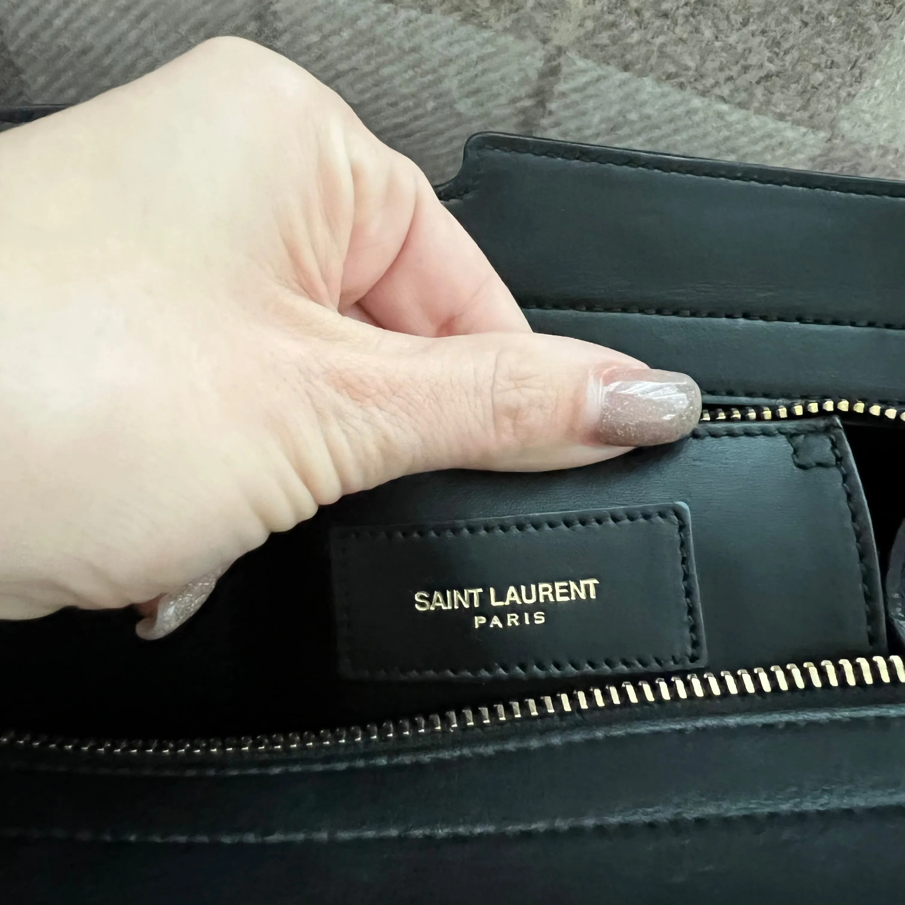 Saint Laurent Y Ligne Cabas Bag - > Saint Laurent Y Ligne Tote Bag