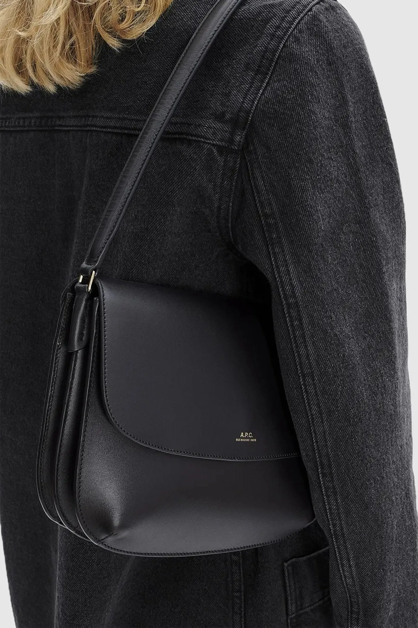 sarah shoulder bag