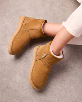 Shortie Classic Sheepskin Boots