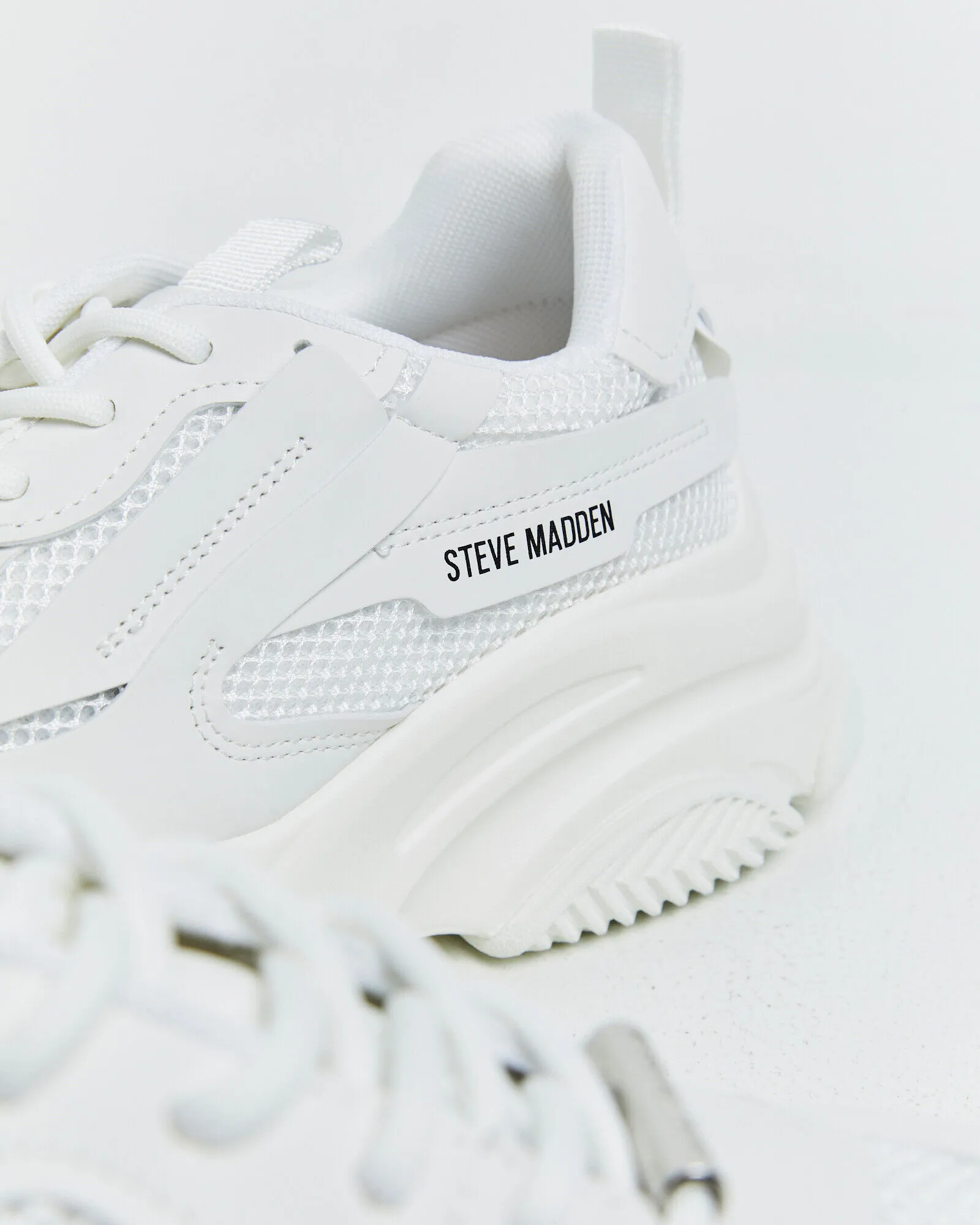 Steve Madden Possession Sneakers White