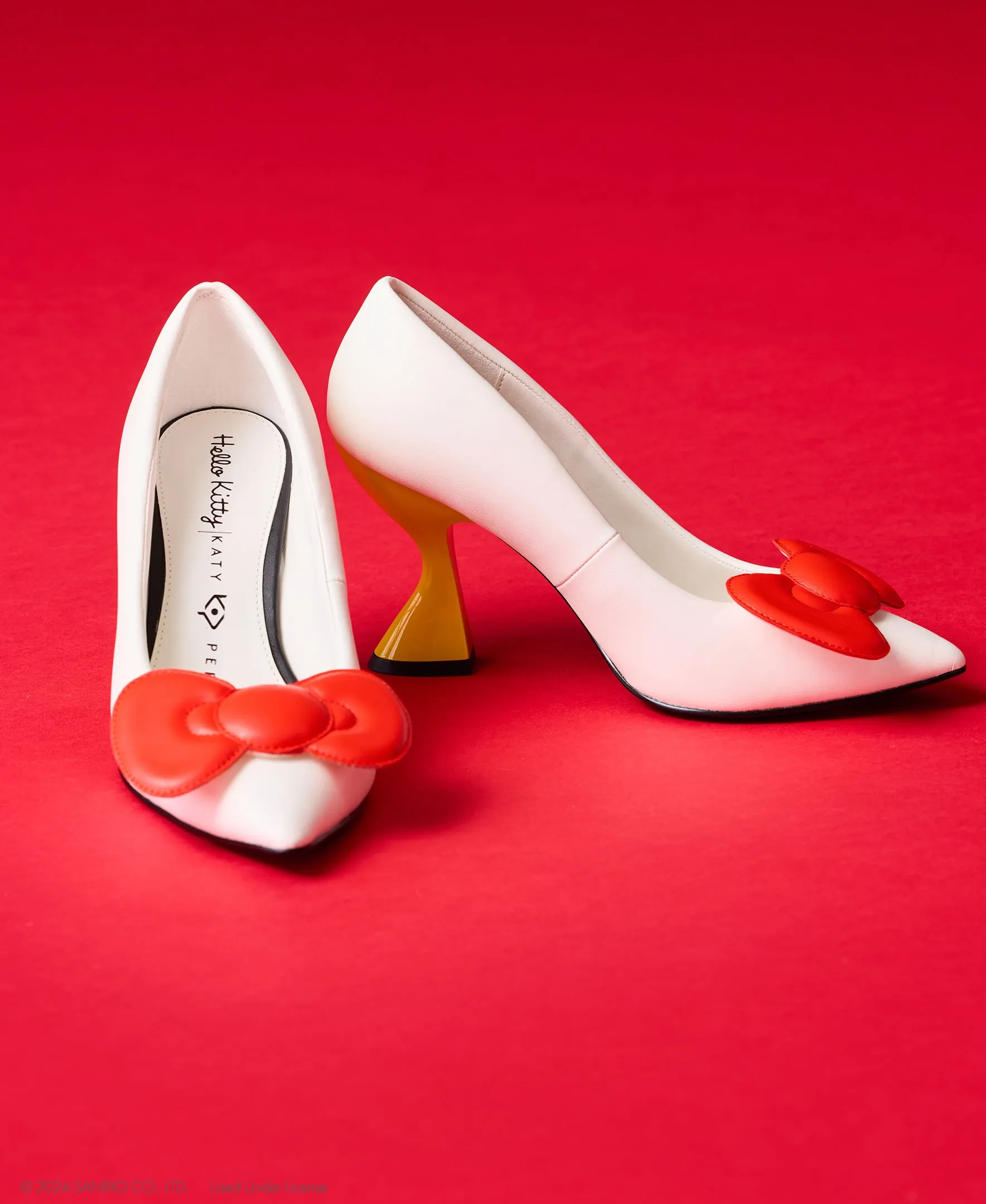 THE HELLO KITTY  BOW HEEL