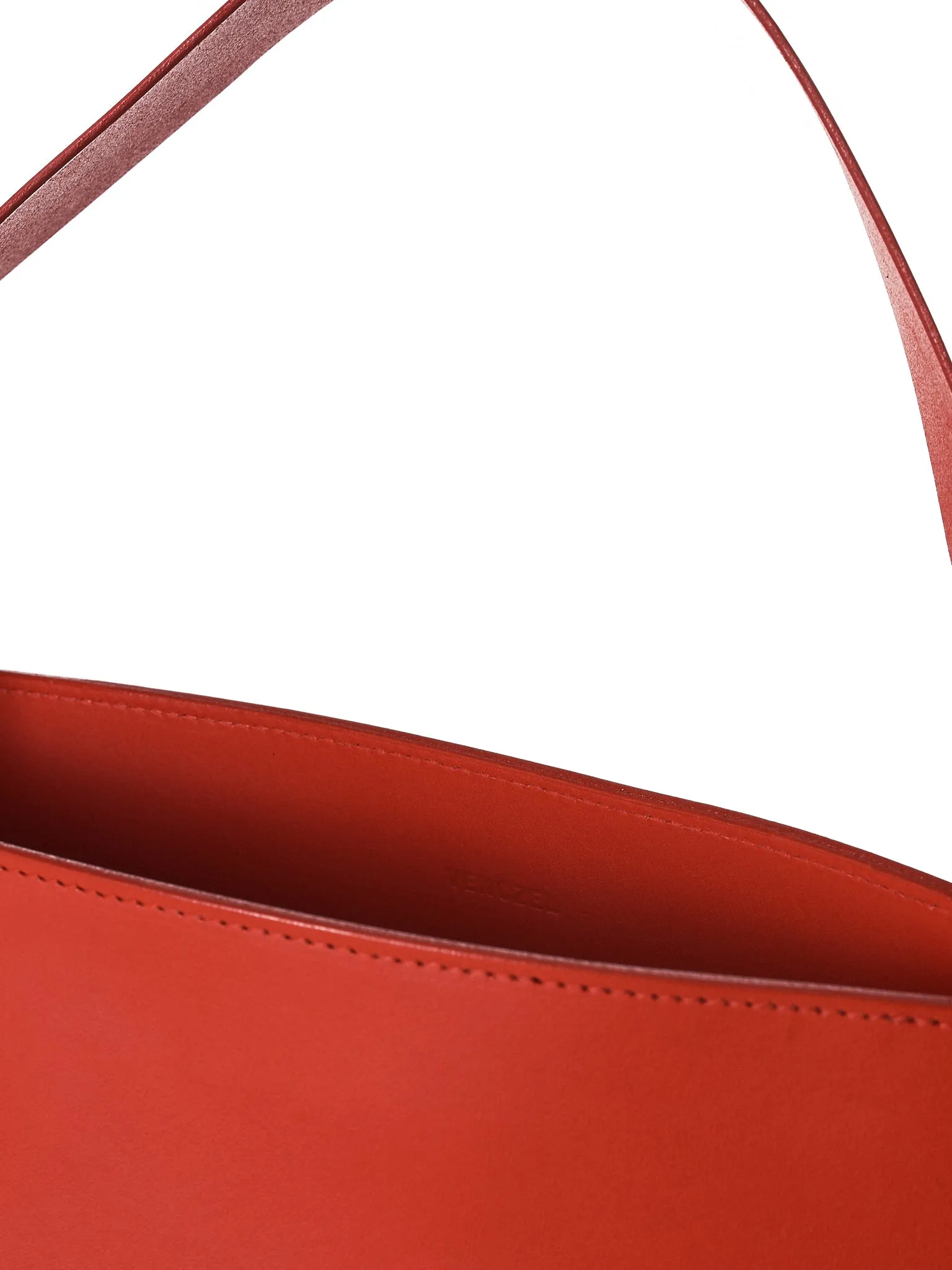 'Veiron' Twisted Shoulder Bag (L011705-VEIRON-RED)