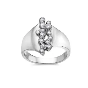 White Gold Women's Ring with 0.24 CT Diamond