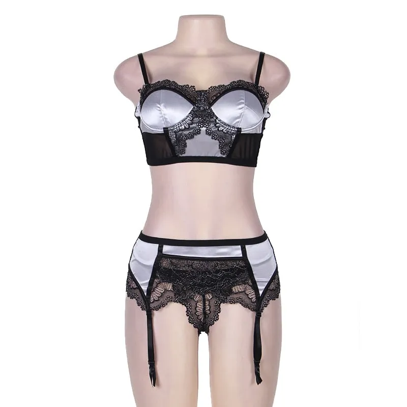 Sexy Lace Bra Intimates and Lingerie Set with Suspender Garter for Women