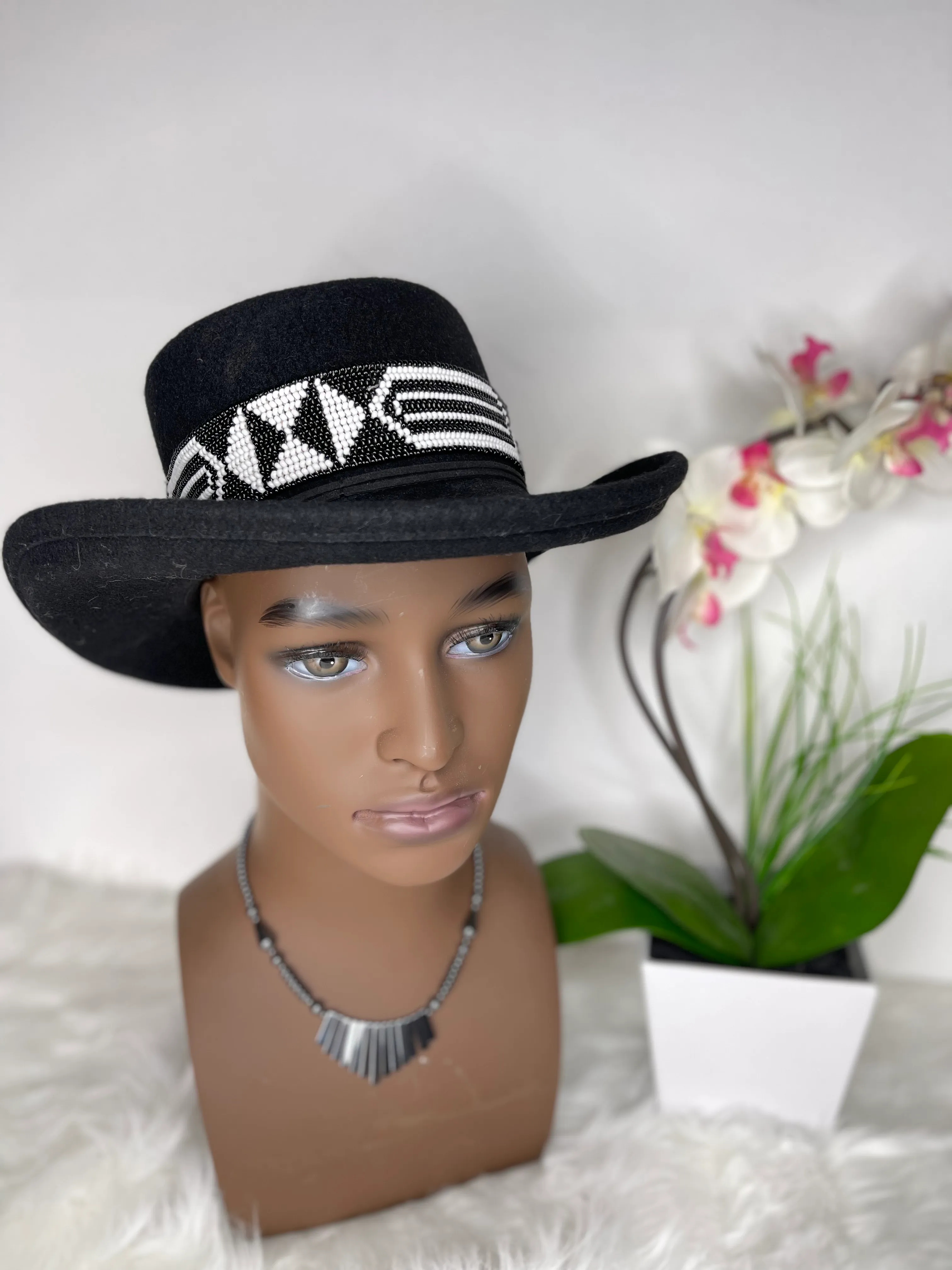 Yanu beaded hat accessory