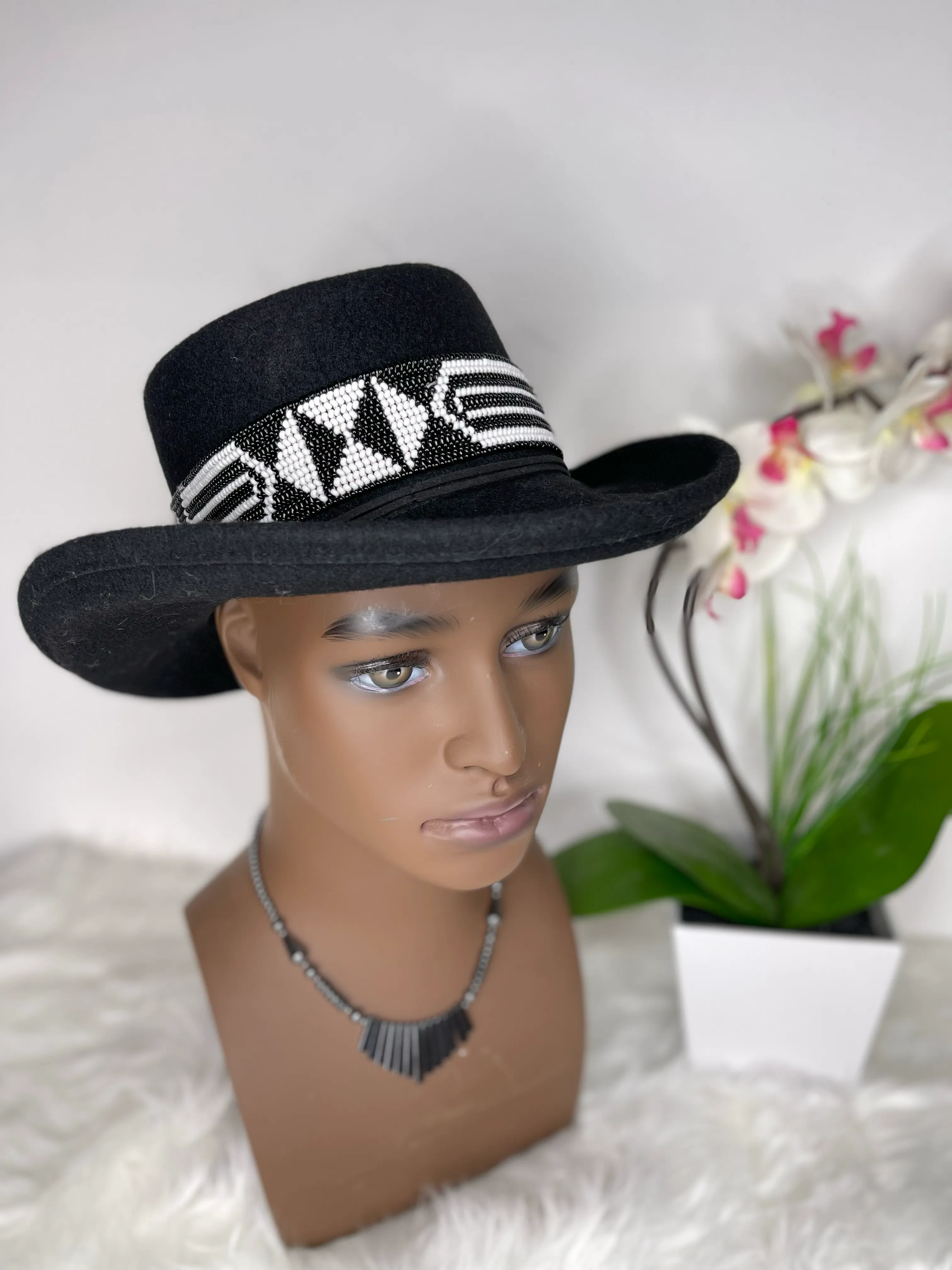 Yanu beaded hat accessory